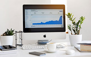 爱游戏APP_中国女子足球的荣耀与梦想，国际比赛的挑战