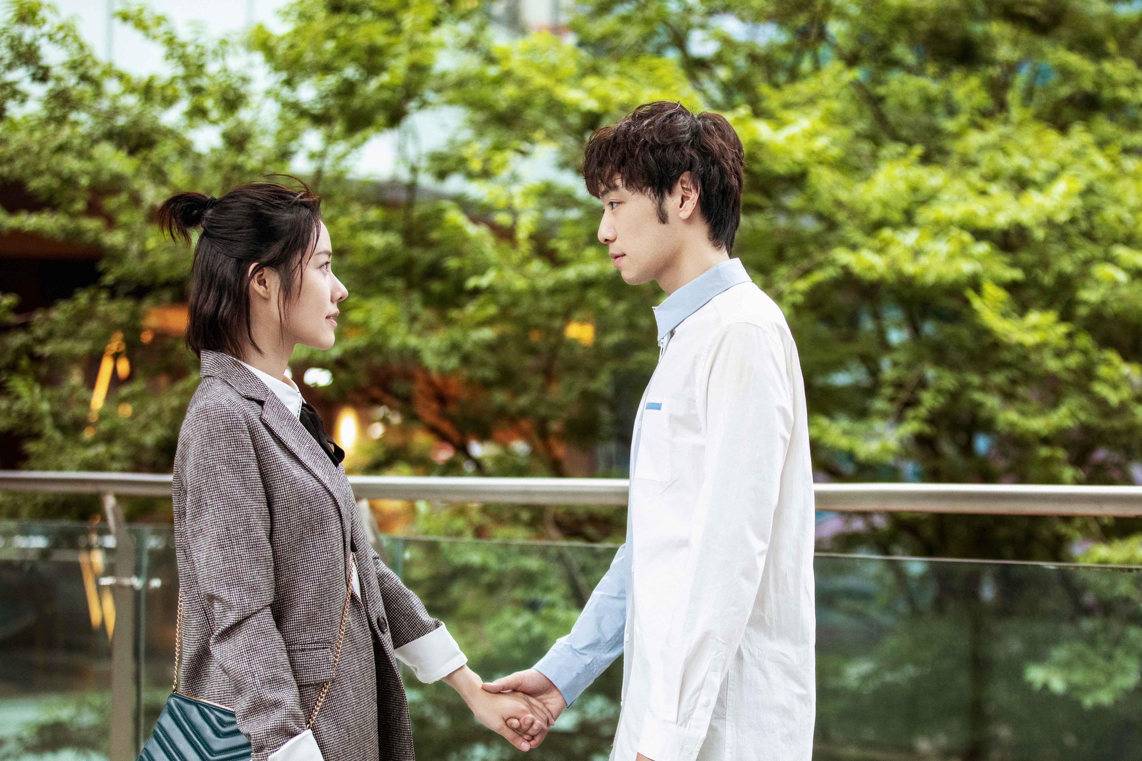 76人恩比德砍下30+,带领球队稳步前进,季后赛形势越来越明朗!,76人恩比德为何没上场