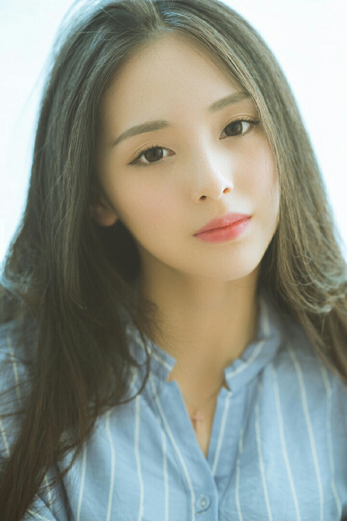 切尔西客场大胜马拉加，士气高涨，切尔西对马竞比赛