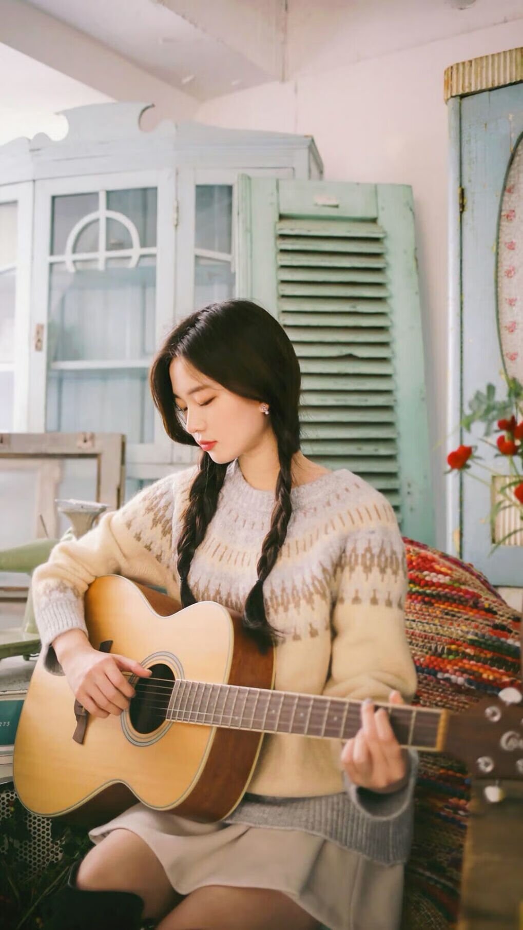 火箭球员参与球队品牌片拍摄展现多面形象，火箭队球员全员照